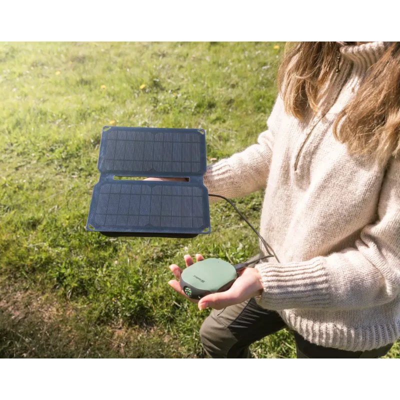 Sandberg Solar Charger 10W 2xUSB Universal Black – nešiojamas saulės energijos įkroviklis