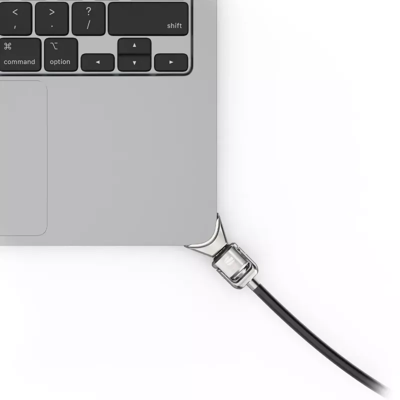Compulocks Ledge adapter, skirtas MacBook Air 15 inch M2 M3, su raktiniu kabelio užraktu, sidabrinis