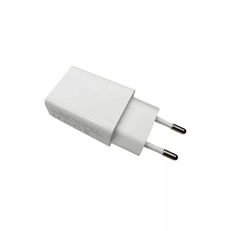 MicroConnect PETRAVEL43 universalus mobiliojo įrenginio kroviklis baltas AC vidaus