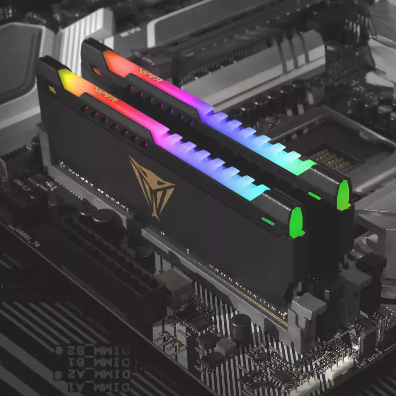 PATRIOT Viper Steel RGB 16 GB (2x8 GB) 3600 MHz DDR4 atminties rinkinys 288-pin DIMM 1.35V