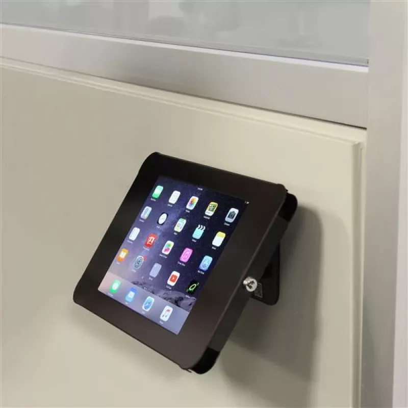 StarTech.com Secure Tablet Stand – Užrakinamas planšetinio kompiuterio stovas, montuojamas ant stalo ar sienos, juodas, 24,6 cm (9,7 colio), 9,7 colio iPad, plienas, 1,3 cm, raktas
