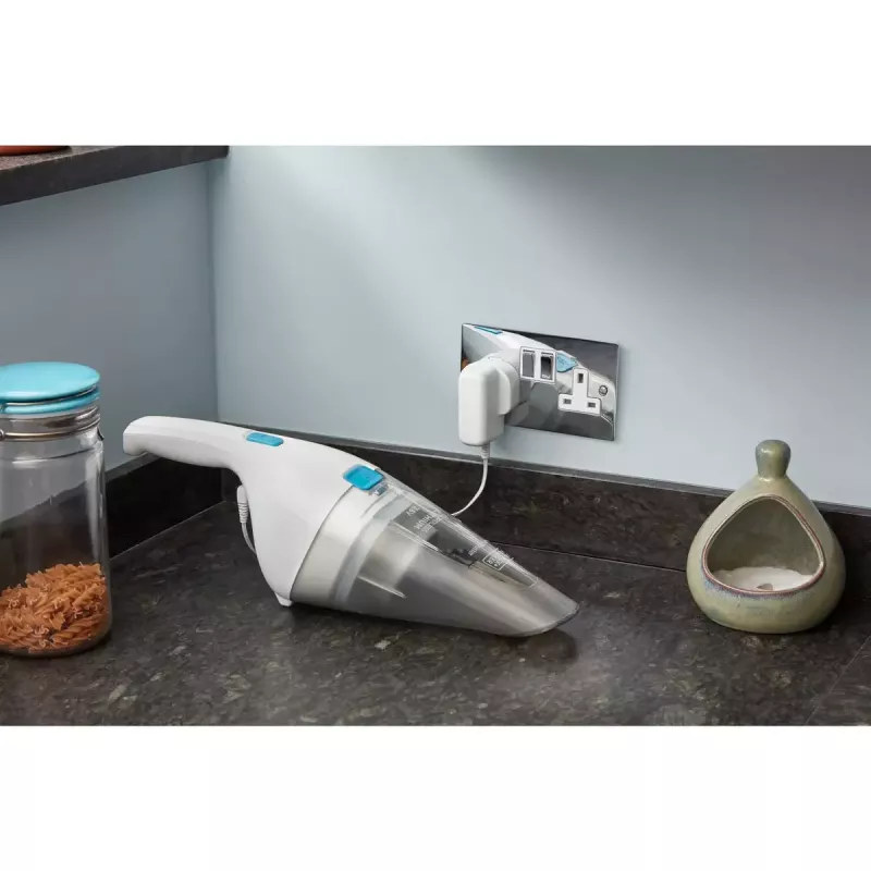 Nešiojamas dulkių siurblys Black & Decker NVC115JL-QW, be maišelio, 0,325 l, 3,6 V Li-Ion 1,5 Ah, 9 min. veikimo, 529 g