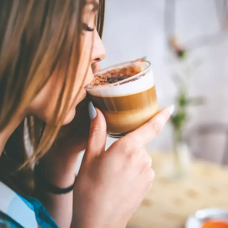 Automatinis pieno putų plaktuvas Gastroback Latte Magic Black