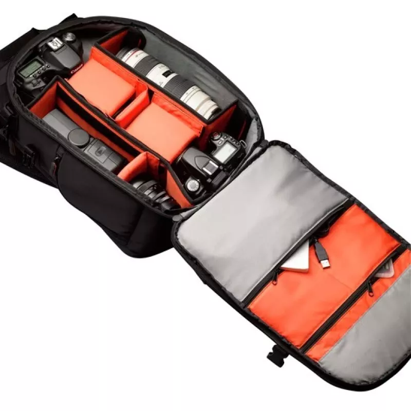 Case Logic DCB-309 Kuprinė fotoaparatui Juoda