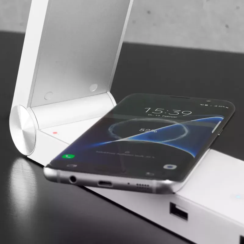 Stalinė lempa Gastroback Design LED Light & Charge su belaidžiu įkrovikliu