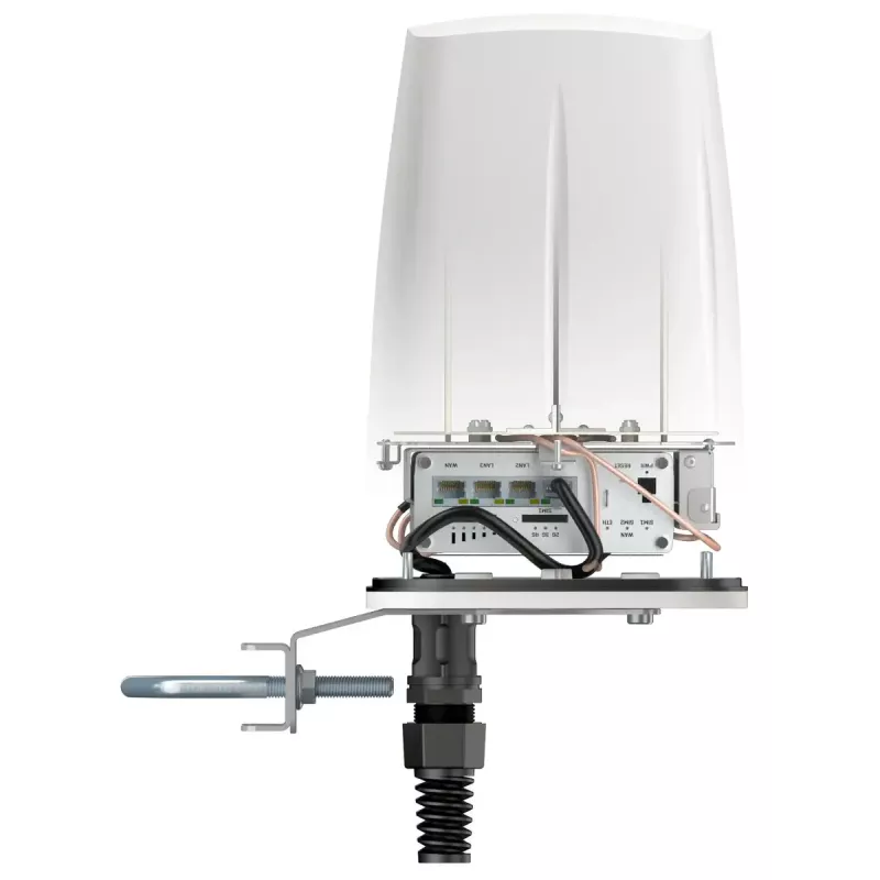 Kryptinė tinklo antena QuWireless QuSpot PoE/LAN 4 dBi, 0.694–6 GHz, vertikali poliarizacija