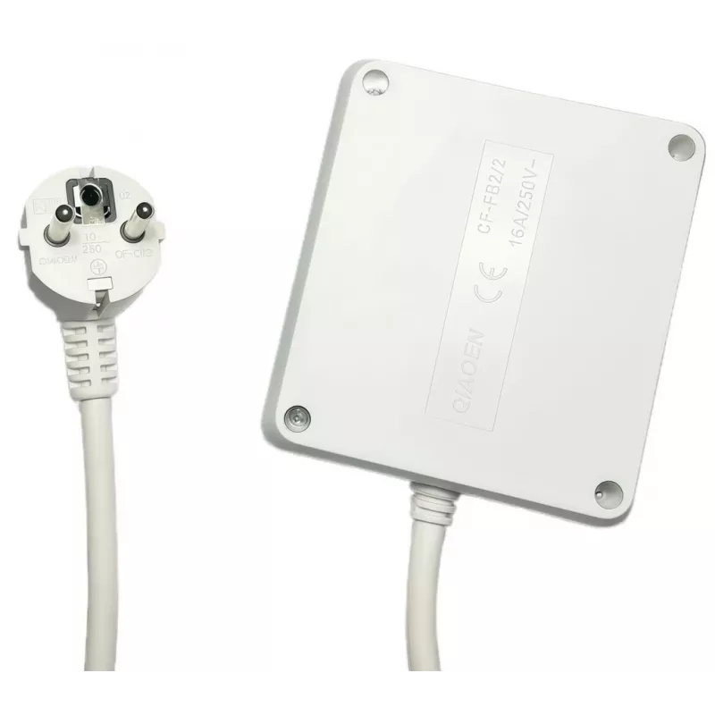 MicroConnect MC-PSSQUARE040150FRW ilgintuvas 1,5 m 4 lizdai Baltas