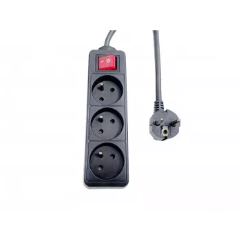 MicroConnect MC-PSOO030150FRB ilginamasis laidas 1,5 m 3 kištukiniai lizdai Juodas