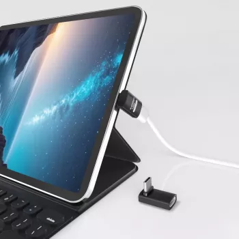 USB4 kabelis MicroConnect USB4-CCFAS90-240W — 240W galios tiekimas, 40 Gbps duomenų perdavimas, USB-C į USB-C