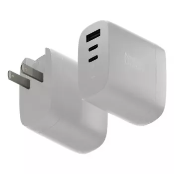 Greitasis GaN įkroviklis Native Union Fast GaN Charger PD 67W Baltas Intl 2C1A USB-C 2 prievadai 67W AC 100–240V apsauga nuo viršsrovių, viršįtampio ir perkaitimo