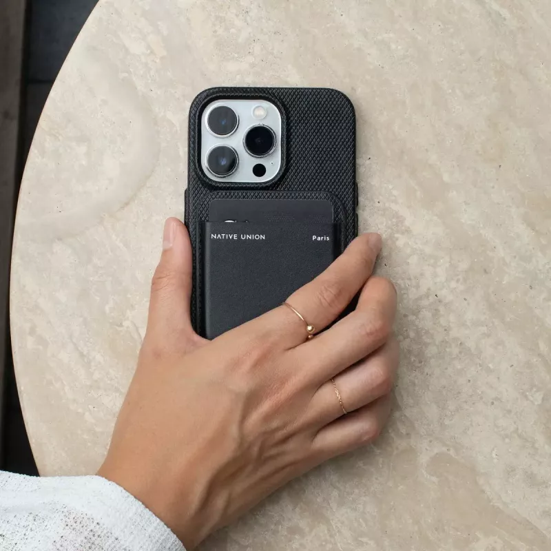 Dėklas-piniginė native union (Re)Classic Black, tinka Apple iPhone 15/15 Pro/15 Plus/15 Pro Max, iPhone 14/14 Pro/14 Plus/14 Pro Max ir iPhone 13 serijai