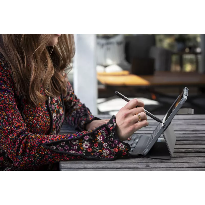 ZAGG Keyboard Pro Keys su Trackpad – Apple iPad 10.2 – juoda/pilka – vokiška