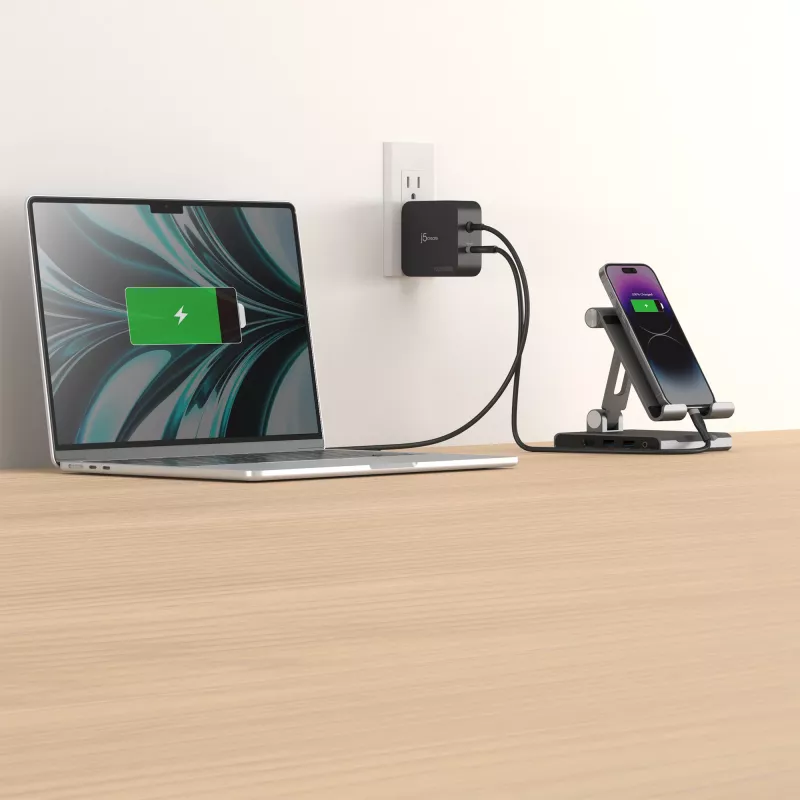 j5create 102W GaN PD USB-C 2 prievadų įkroviklis su keičiamais kištukais