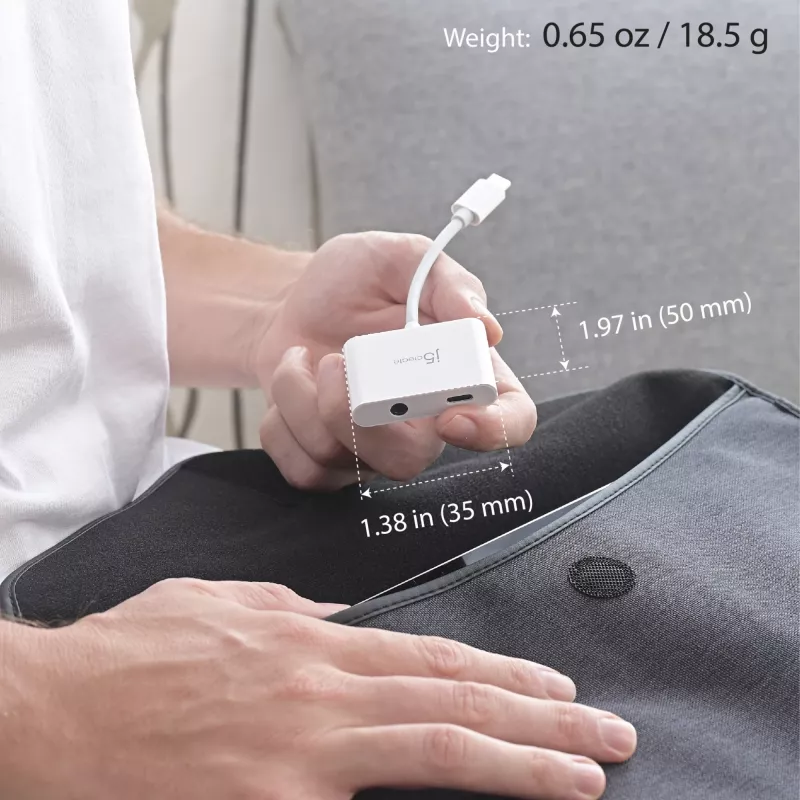 j5create JCA122 USB-C į 3,5 mm garso adapteris su Power Delivery, juodas