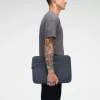 Incase A.R.C. 16″ nešiojamojo kompiuterio rankovė su ReSpun 100% perdirbto poliesterio, tinka 16 colių nešiojamiesiems (M1-M4, 2021-2024) – tamsiai mėlyna