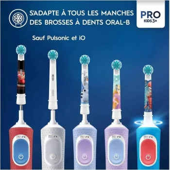 Pakeičiami šepetėlių antgaliai Oral-B Kids Pro Kids3+ 4 vnt. Įvairiaspalviai, Balti