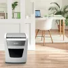 Popieriaus smulkintuvas LEITZ IQ Autofeed Small Office50 P4 – mikro pjūvis 4x28 mm, automatinis padavimas 50 lapų, 22 cm įėjimas, 20 L krepšelis