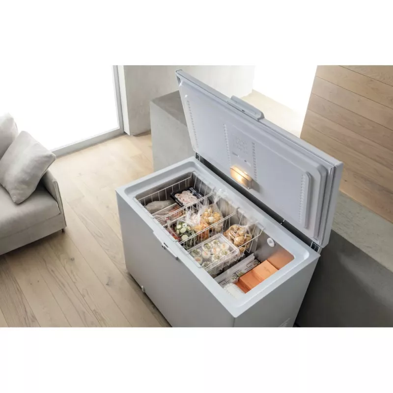 Whirlpool WHE31352 FO 3 Šaldiklis krūtininis 315 L Baltas