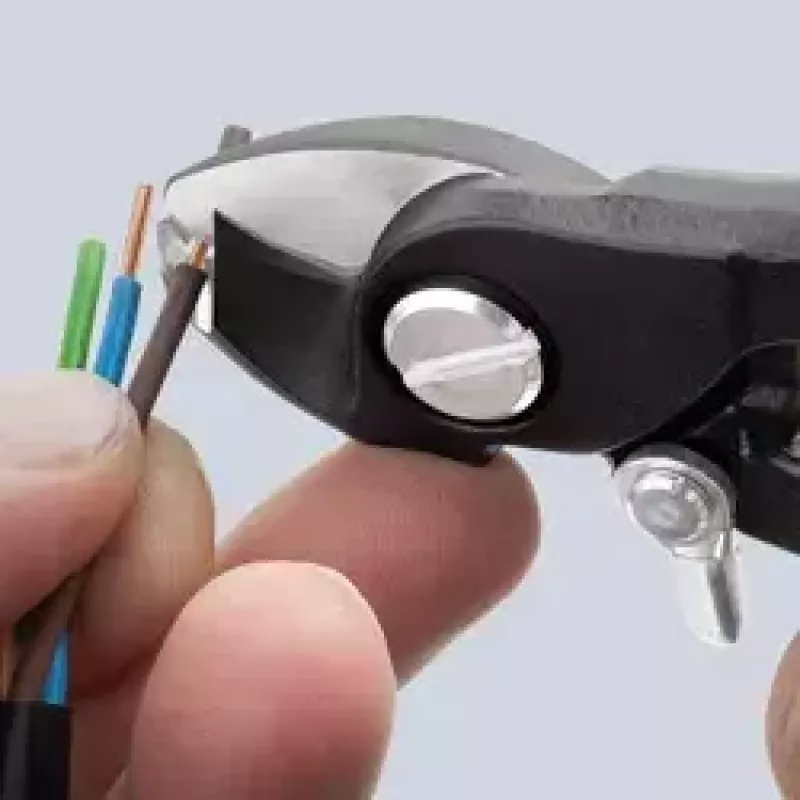 Knipex 95 22 165 replės – kompaktiški kabelių žirkliai