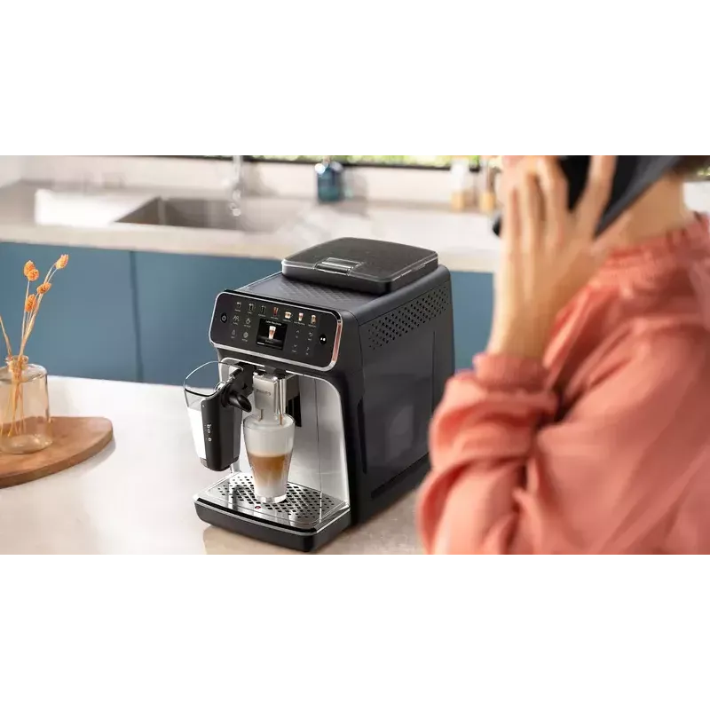 Philips 5500 serijos EP5546/70 pilnai automatinis espresso aparatas