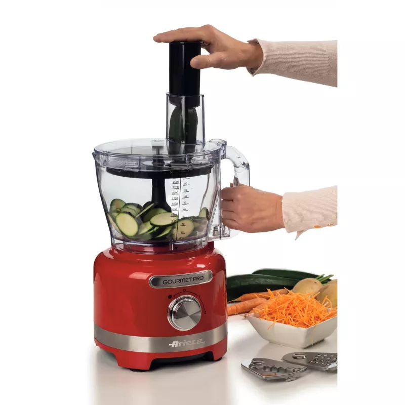 Ariete 1782 Gourmet Pro Moderna virtuvės kombainas, 3L pjaustymo indas, 2L blenderis, 2 greičiai + Pulse, peilių rinkinys + nerūdijančio plieno diskas, sulčiaspaudės priedas, raudonas