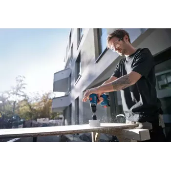 Bosch 0 601 9K3 203 gręžtuvas 1900 RPM 900 g juoda, mėlyna, raudona