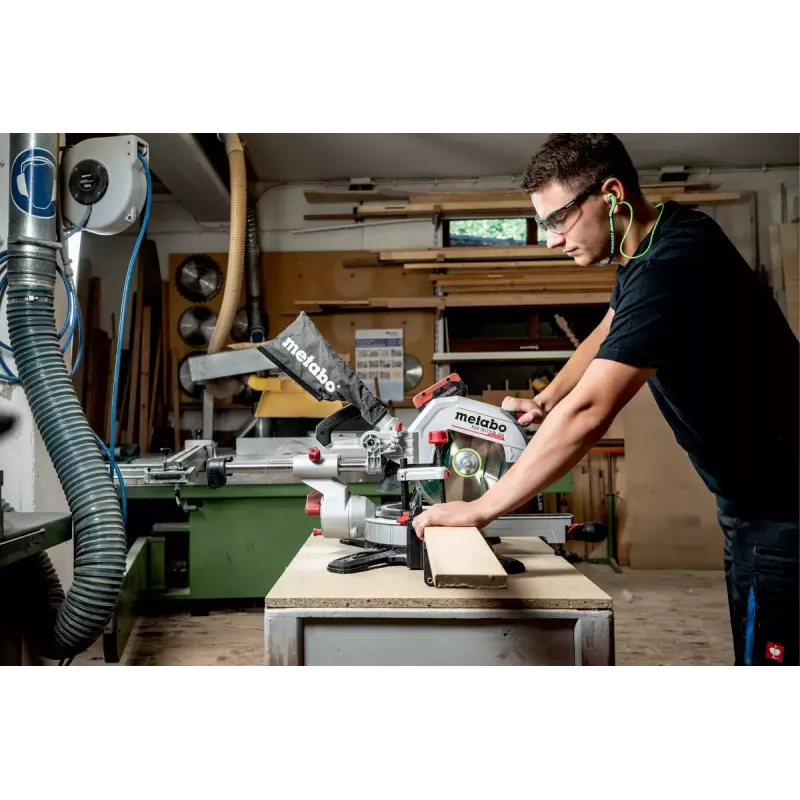 Metabo KGS 18 LTX BL 254 belaidis pjūklas su slydimo funkcija