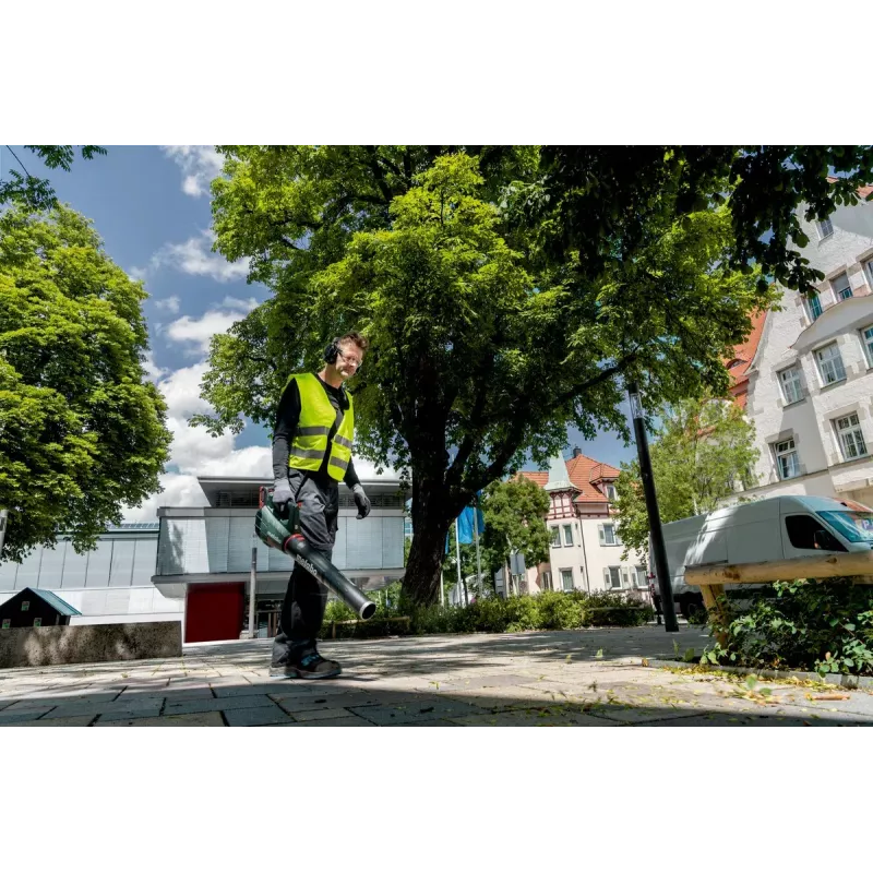 Nešiojamas lapų pūstuvas Metabo LB 18 LTX BL