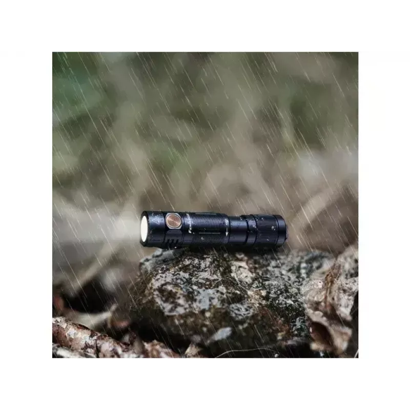 Feniksas E05R juodas rankinis žibintuvėlis LED duraliuminis IP68 30h