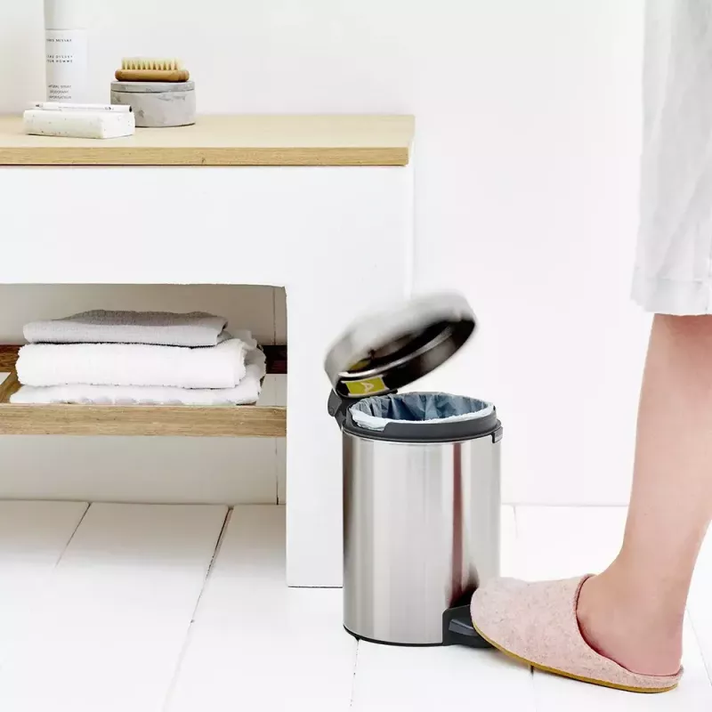 Pedalinis šiukšlių kibiras Brabantia newIcon Round Brushed steel