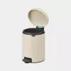 Brabantia NewIcon 5 L apvalus šiukšlių kibiras smėlio spalvos
