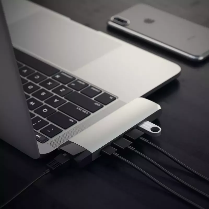 Satechi ST-TCPHES Aliumininis USB-C dokas su Ethernet prievadu