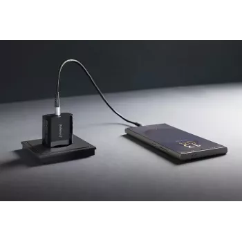 Intenso W20C 20 W USB-C maitinimo adapteris juodas