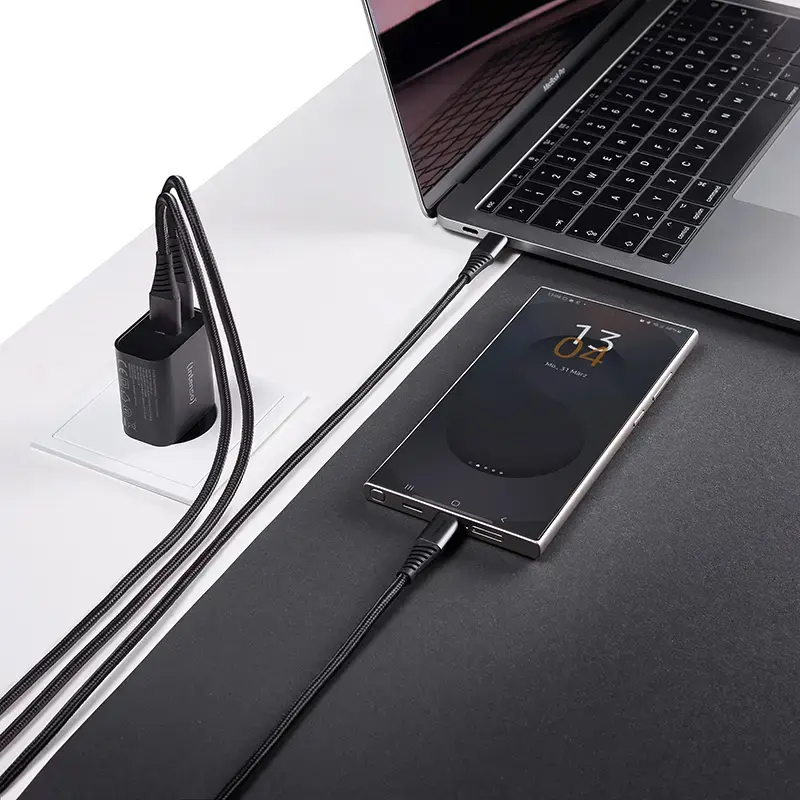 Intenso W30AC 30W USB-A USB-C maitinimo adapteris juodas