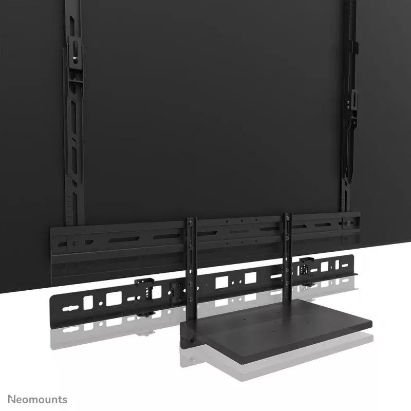 Neomounts AV60-500BL komplektas vaizdo juostai ir nešiojamojo kompiuterio lentynai, 43–110 colių ekranams, VESA iki 600x400, max apkrova 8 kg, plotis 900 mm