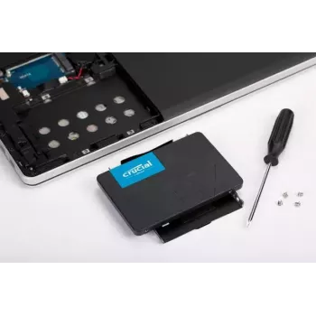 SSD diskas Crucial 2 TB 2,5 colio SATA III BX500