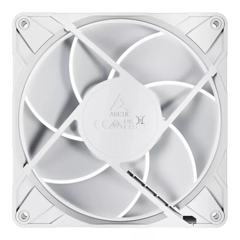 ARCTIC Freezer P14 Pro A-RGB (Baltas) - 3 vnt. rinkinys 140 mm A-RGB PWM ventiliatorius su kabelio dalikliu