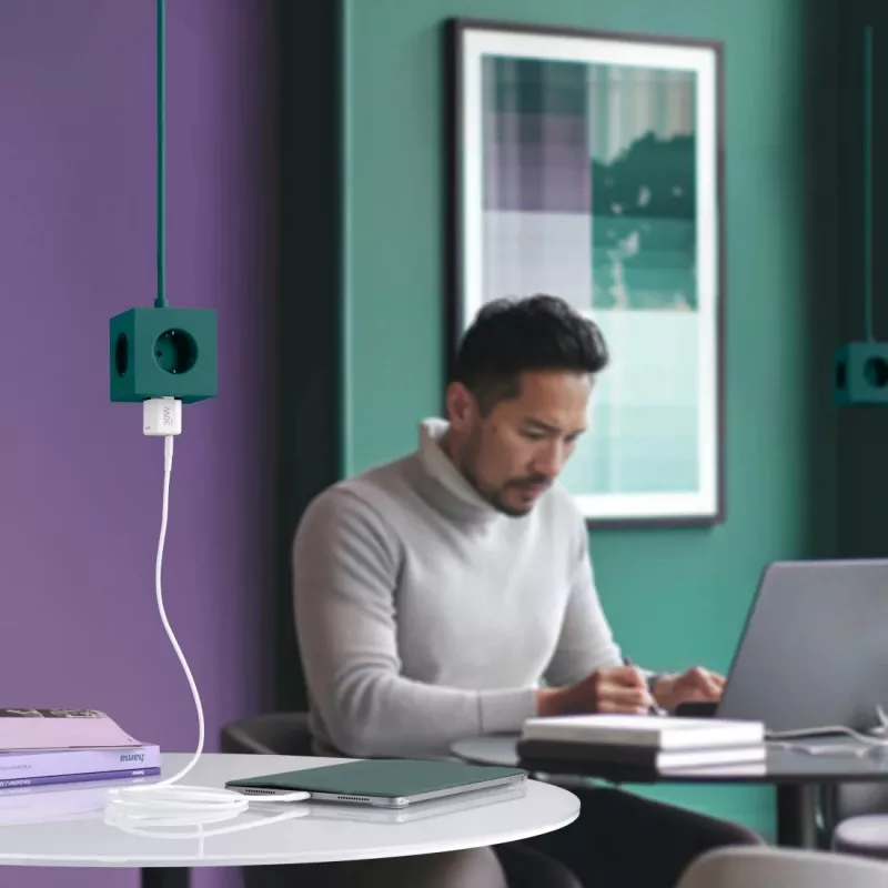 Hama 00201982 greitasis sieninis USB-C 30 W įkroviklis išmaniesiems telefonams ir planšetėms