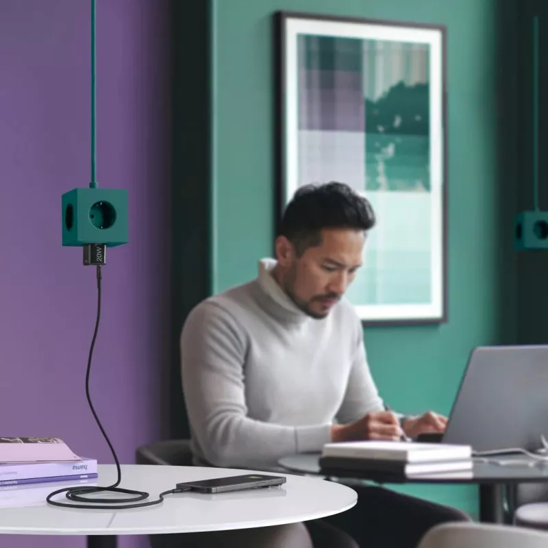 Hama 00201984 greitasis USB-C įkroviklis 20 W juodas