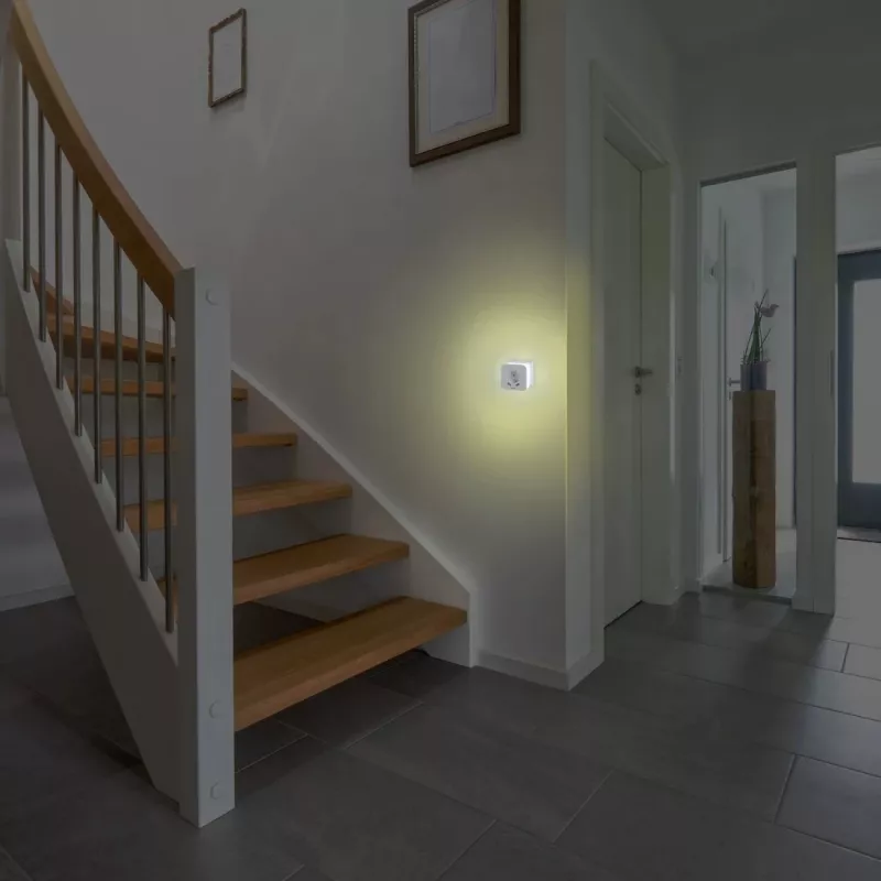 Naktinė šviesa Hama 00223507 šiltai balta LED 3000K su judesio davikliu