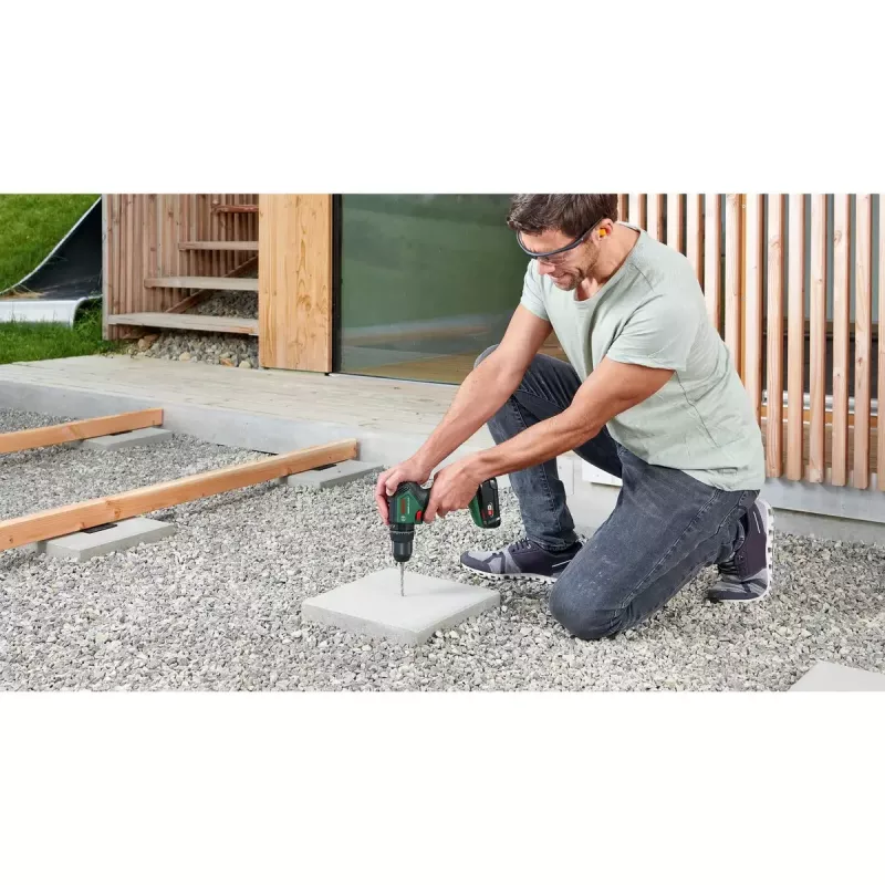 Bosch UniversalImpact 18V-60 belaidis gręžtuvas-suktuvas su 2 greičiais, 60 Nm, 1900 RPM, be rakto griebtuvas, 1,3 kg, juoda-žalia