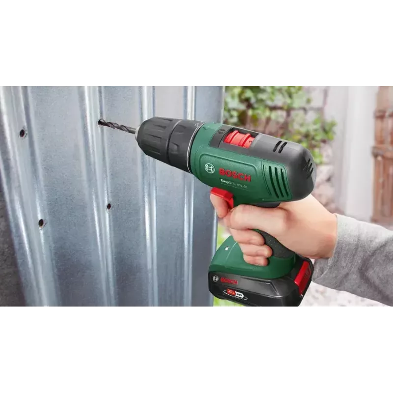 Bosch EasyDrill 18V-40 1630 RPM gręžtuvas su rakiniu griebtuvu, 1,3 kg, juodai žalias
