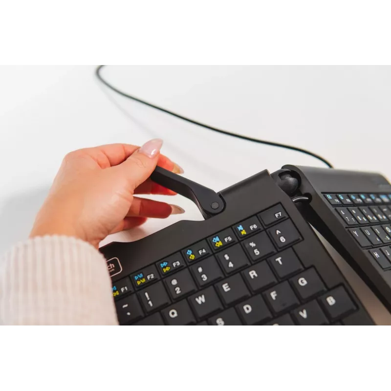 BakkerElkhuizen Goldtouch Travel Go2 Wired DE Qwertz, Mini, laidinė, USB, žirklinis jungiklis, QWERTZ, juoda