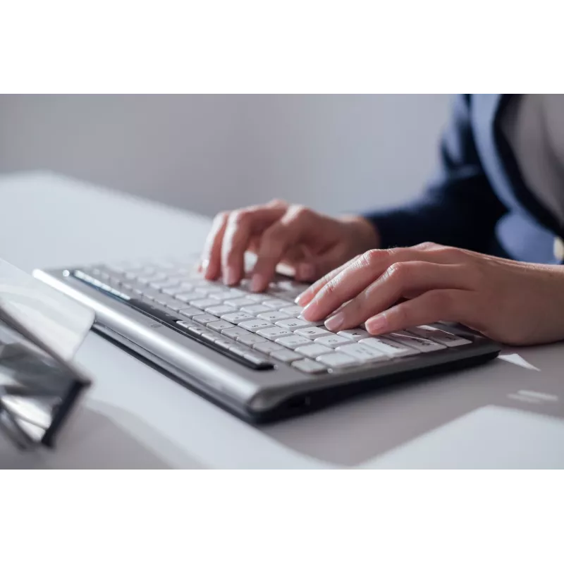 BakkerElkhuizen S-Board 840 DE Qwertz, Tenkeyless (80 - 87%), Laidinė, USB, Žirklinis mechanizmas, QWERTZ, Šviesiai pilka, Balta