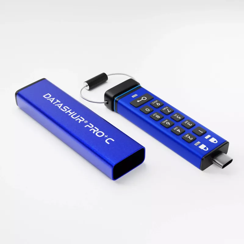 iStorage datAshur PRO+C 32GB | FIPS 140-3 Level 3 sertifikuota | Saugus USB Type-C atmintukas | AES-XTS 256 bitų aparatinė šifracija | Apsauga PIN kodu | Pridedamas C-A adapteris