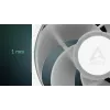 140 mm ventiliatorius Arctic Freezer P14 Pro Reverse A-RGB (baltas) — 166,5 m³/h, 5,1 mmH₂O, FDB, PWM, kabelio daliklis
