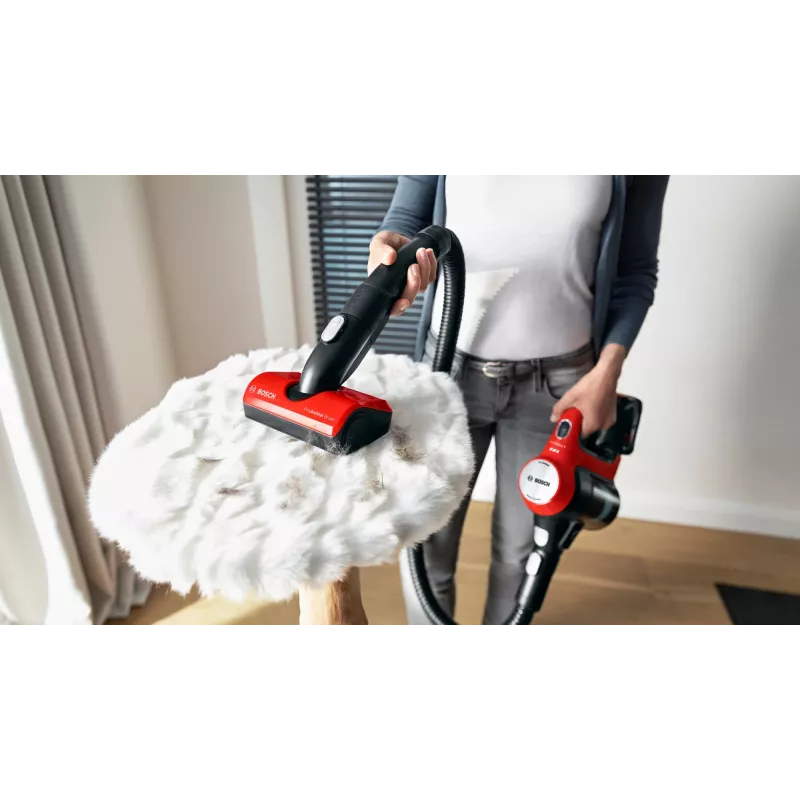 Bosch BCS711PET belaidis dulkių siurblys – lazdinis siurblys, akumuliatorinis, be maišelio, 0,3 l, juodas/raudonas, 3 Ah