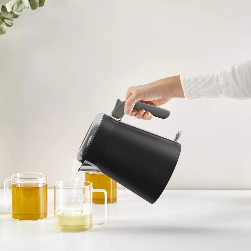 Elektrinis virdulys Tefal KI6668E0 — 1,7 L, 2400 W, nerūdijančio plieno korpusas, juodas