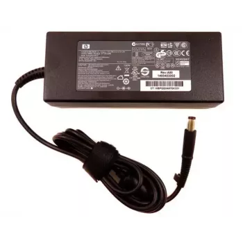 HP 600081-001 maitinimo adapteris / keitiklis 150 W, juodas, vidaus naudojimui