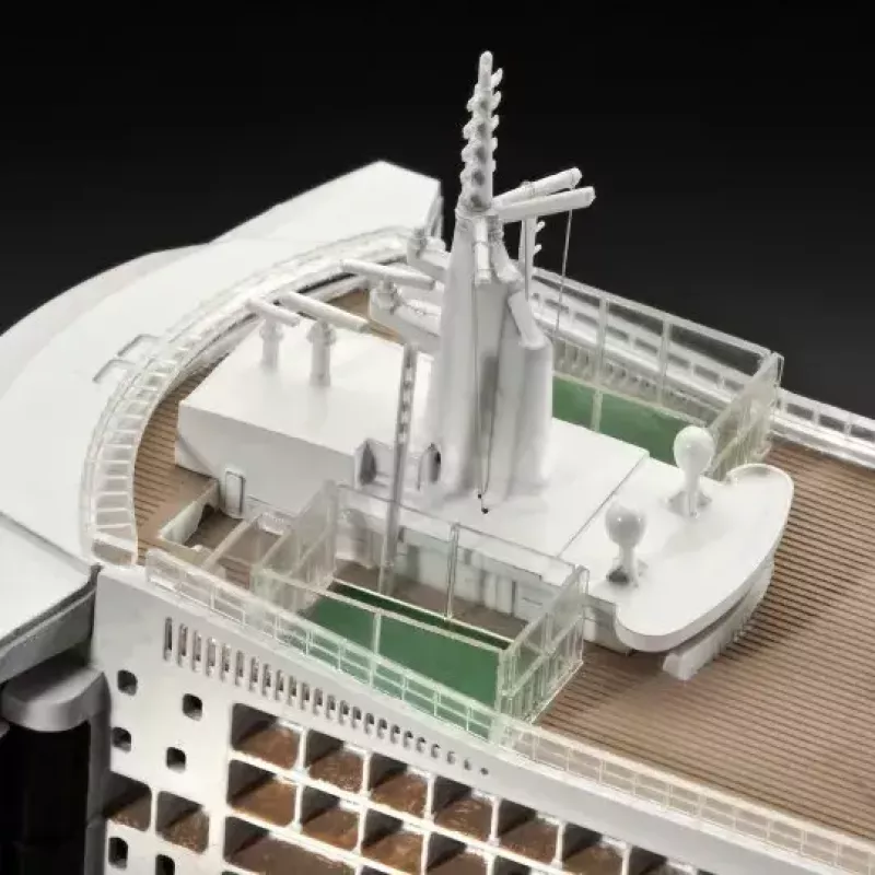 REVELL Queen Mary 2 surinkimo modelis, keleivinis laivas, mastelis 1:700